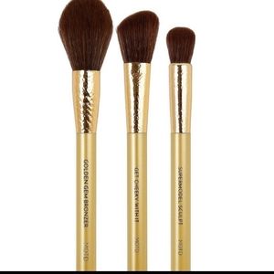 MOTD cosmetics makeup brushes